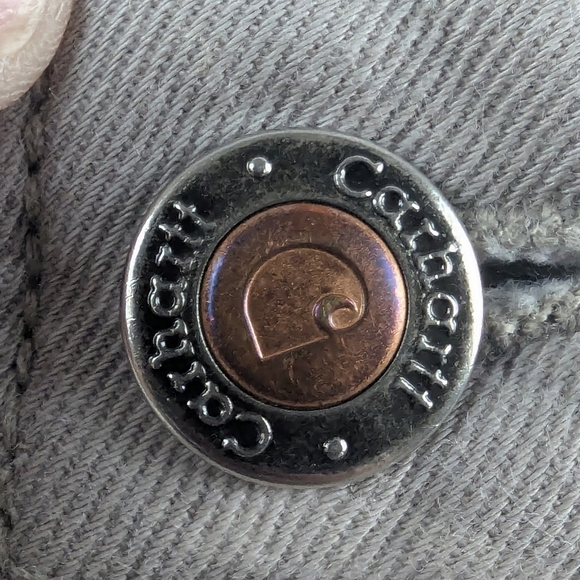 Carhartt Size 8 Camo Capris With Cargo Pockets 2 Small Stains - Picture 9 of 12